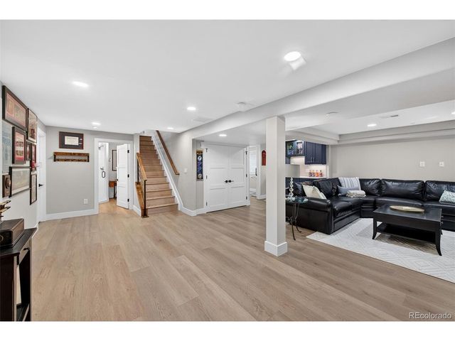 10 Long Spur, Littleton, CO 80127