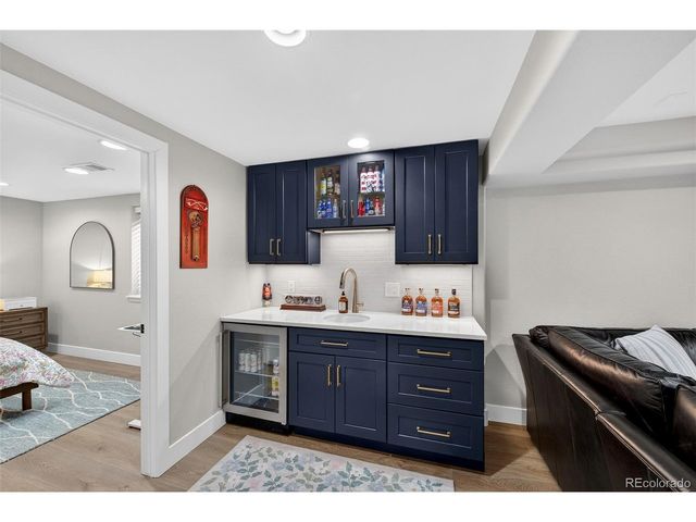 10 Long Spur, Littleton, CO 80127