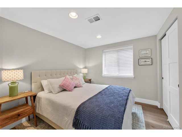 10 Long Spur, Littleton, CO 80127