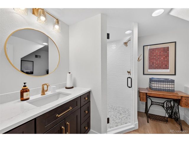 10 Long Spur, Littleton, CO 80127