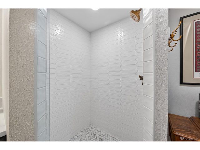 10 Long Spur, Littleton, CO 80127