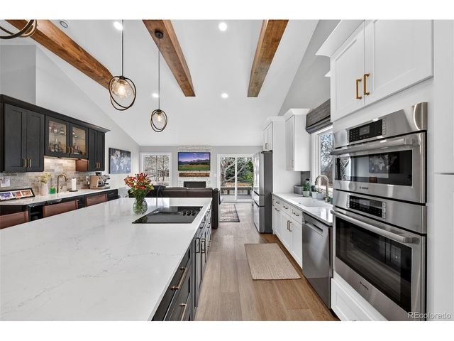 10 Long Spur, Littleton, CO 80127