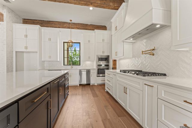 9189 Hillon Hood Rd, Denham Springs, LA 70726