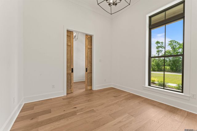 9189 Hillon Hood Rd, Denham Springs, LA 70726