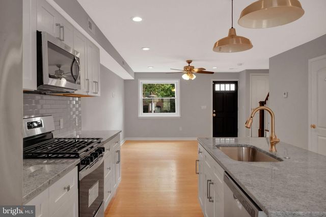 245 S CLINTON ST, Baltimore, MD 21224