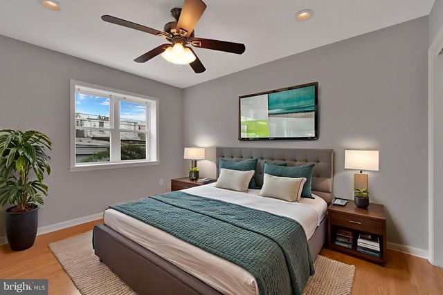 245 S CLINTON ST, Baltimore, MD 21224