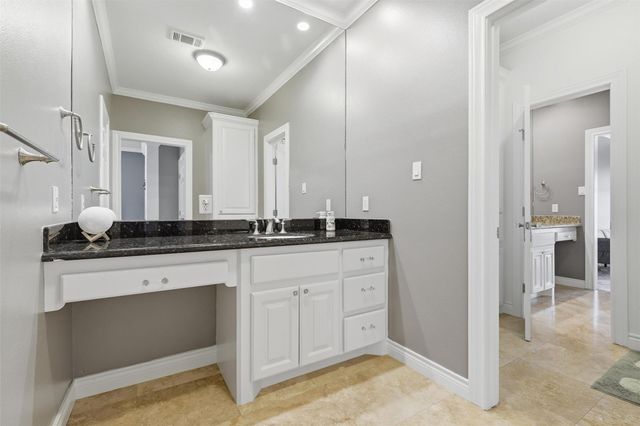 8582 State Highway 75 S, Huntsville, TX 77340