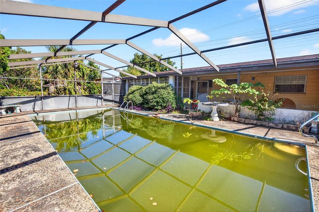 2104 SW 38TH AVENUE, Ocala, FL 34474