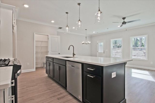 673 Sunstone Lane, Lawrenceville, GA 30043