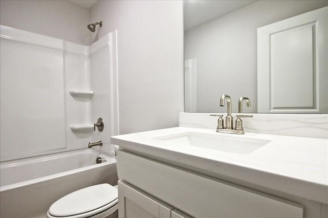 673 Sunstone Lane, Lawrenceville, GA 30043