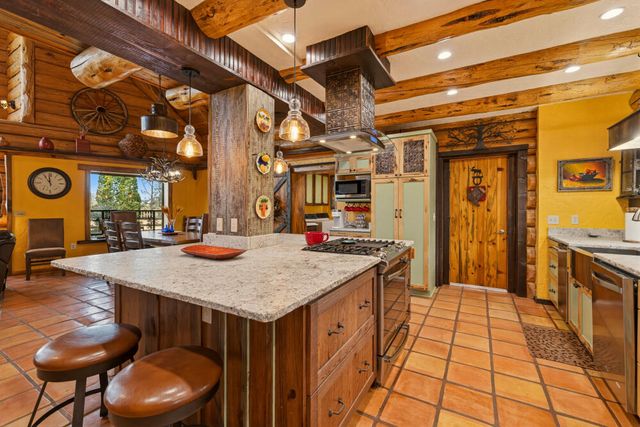 11010 Yonna Loop Drive, Bonanza, OR 97623