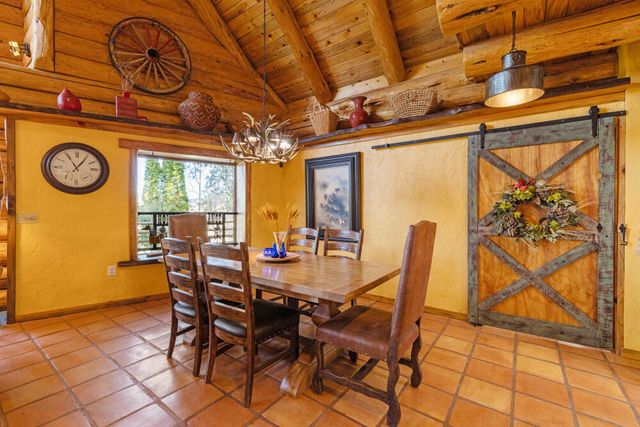 11010 Yonna Loop Drive, Bonanza, OR 97623