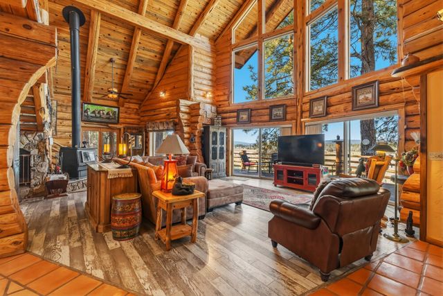 11010 Yonna Loop Drive, Bonanza, OR 97623