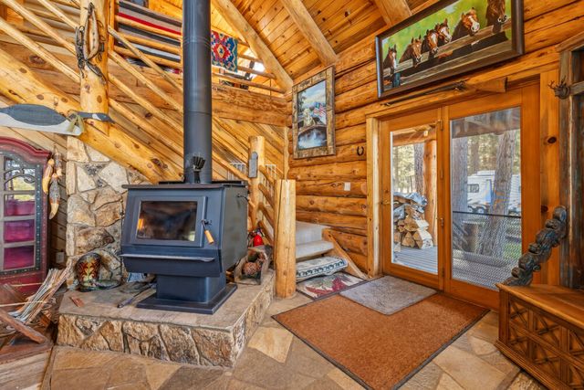 11010 Yonna Loop Drive, Bonanza, OR 97623