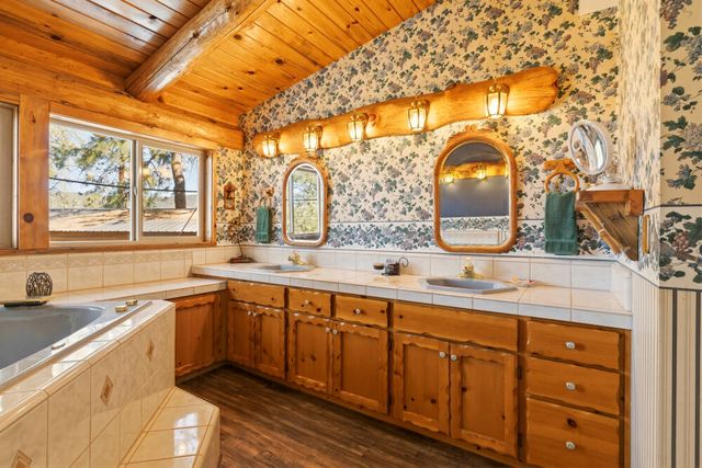 11010 Yonna Loop Drive, Bonanza, OR 97623