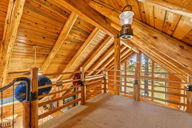 11010 Yonna Loop Drive, Bonanza, OR 97623