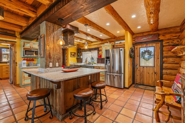 11010 Yonna Loop Drive, Bonanza, OR 97623