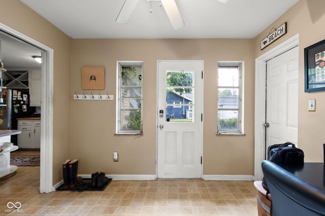 1602 Kessler Boulevard East Drive, Indianapolis, IN 46220