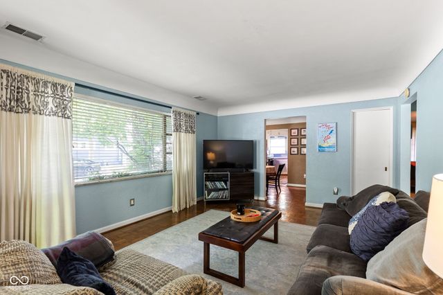 1602 Kessler Boulevard East Drive, Indianapolis, IN 46220
