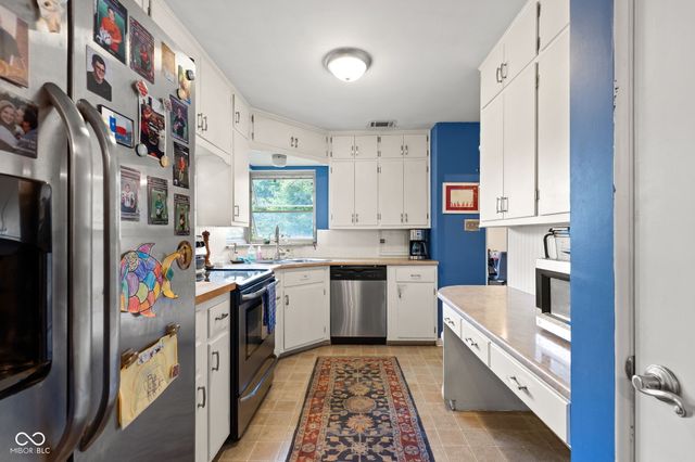 1602 Kessler Boulevard East Drive, Indianapolis, IN 46220