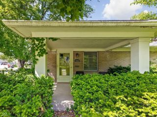 1602 Kessler Boulevard East Drive, Indianapolis, IN 46220
