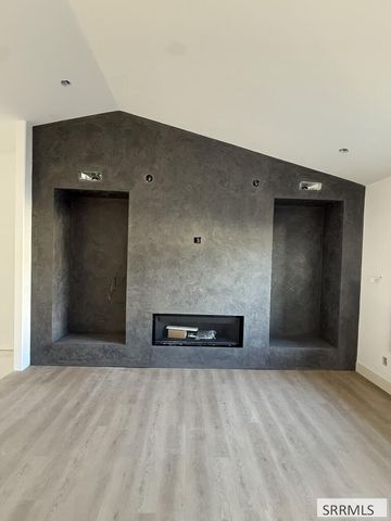 5942 Lemhi Street, Idaho Falls, ID 83404