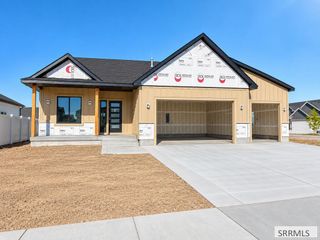 5942 Lemhi Street, Idaho Falls, ID 83404