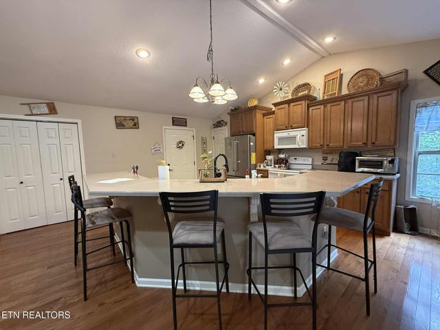 224 Victoria Circle, Jamestown, TN 38556