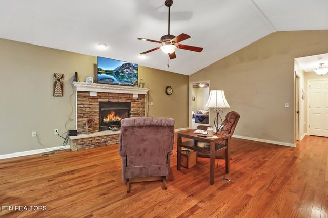 224 Victoria Circle, Jamestown, TN 38556