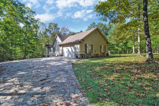 224 Victoria Circle, Jamestown, TN 38556