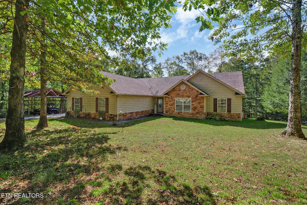 224 Victoria Circle, Jamestown, TN 38556