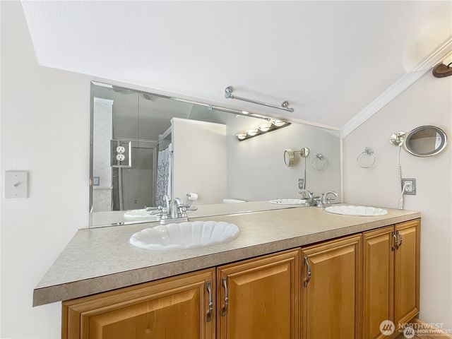 890 W Wynwood Drive, Shelton, WA 98584