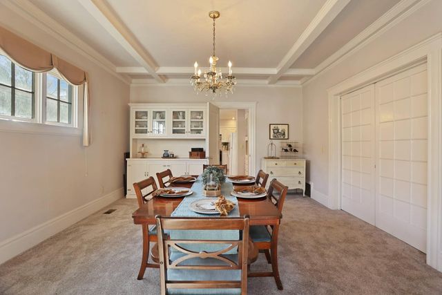 850 N Baker St, Stockton, CA 95203