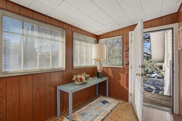 850 N Baker St, Stockton, CA 95203