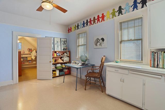 850 N Baker St, Stockton, CA 95203