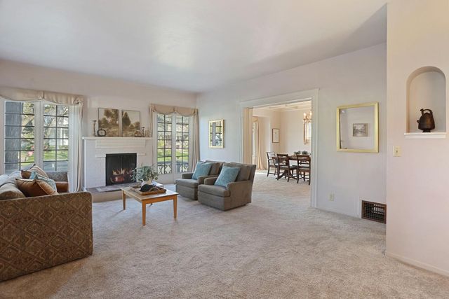 850 N Baker St, Stockton, CA 95203