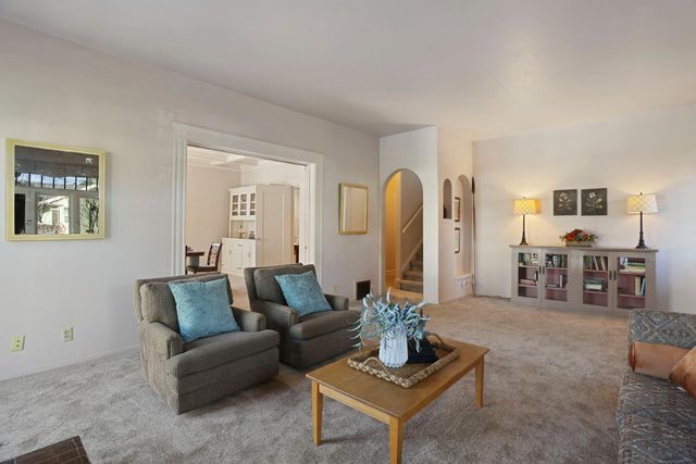 850 N Baker St, Stockton, CA 95203