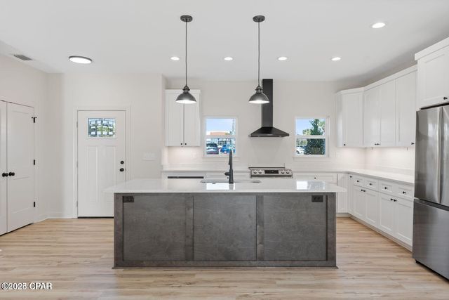 1000 E 4th Street, Panama City, FL 32401