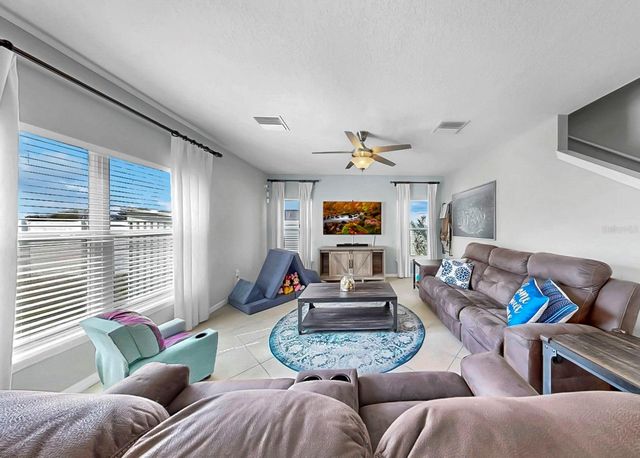 8105 ROTHBURY HILLS PLACE, Gibsonton, FL 33534