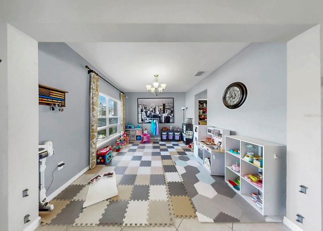 8105 ROTHBURY HILLS PLACE, Gibsonton, FL 33534