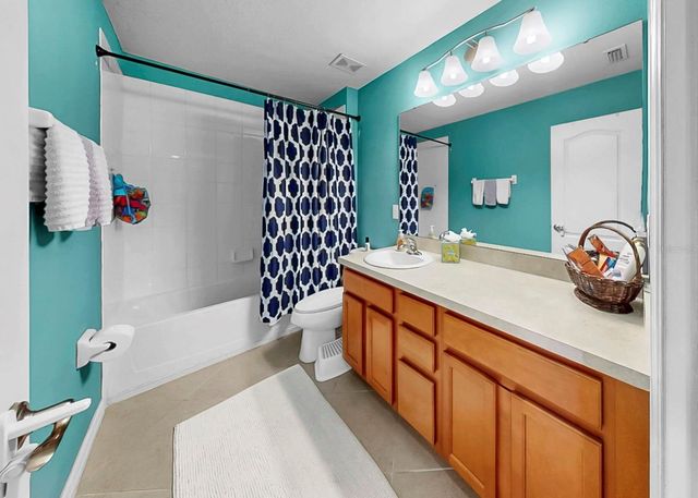 8105 ROTHBURY HILLS PLACE, Gibsonton, FL 33534