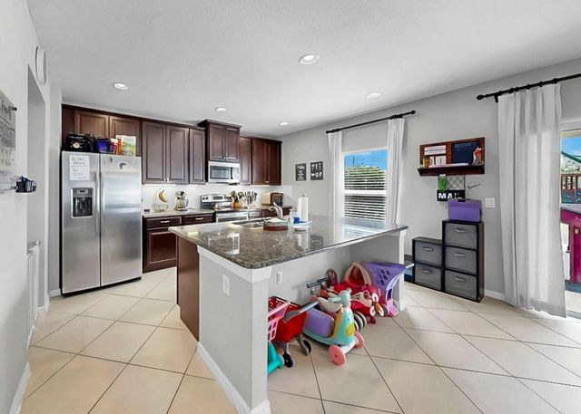 8105 ROTHBURY HILLS PLACE, Gibsonton, FL 33534