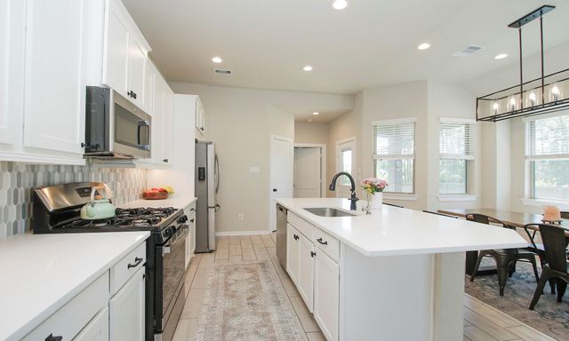 320 Rise Lane, Montgomery, TX 77316