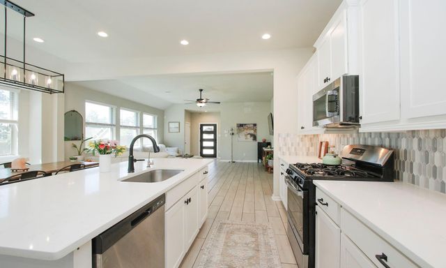 320 Rise Lane, Montgomery, TX 77316