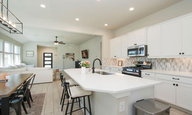 320 Rise Lane, Montgomery, TX 77316