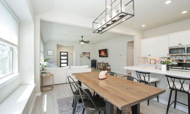 320 Rise Lane, Montgomery, TX 77316