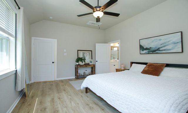 320 Rise Lane, Montgomery, TX 77316