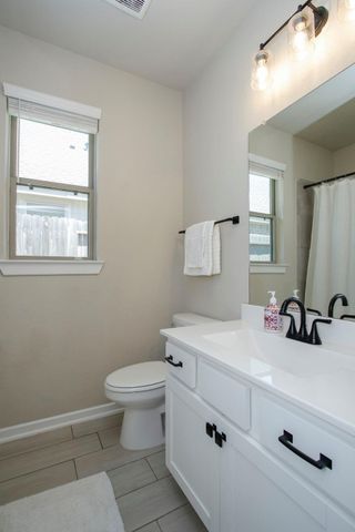 320 Rise Lane, Montgomery, TX 77316