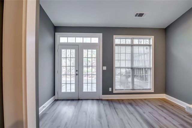 6269 COLONIAL View, Fairburn, GA 30213