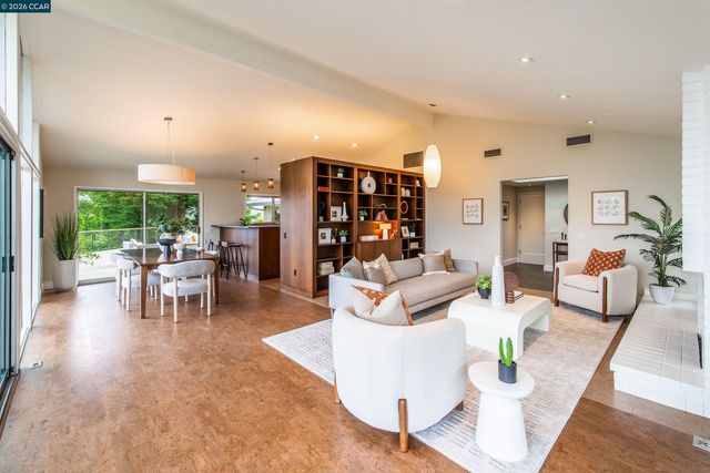 6 Donald Drive, Orinda, CA 94563
